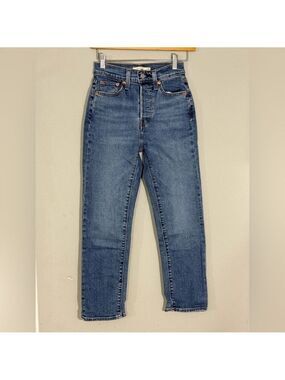 Levi’s Wedgie Straight Jeans Sz25 High Rise Button Fly